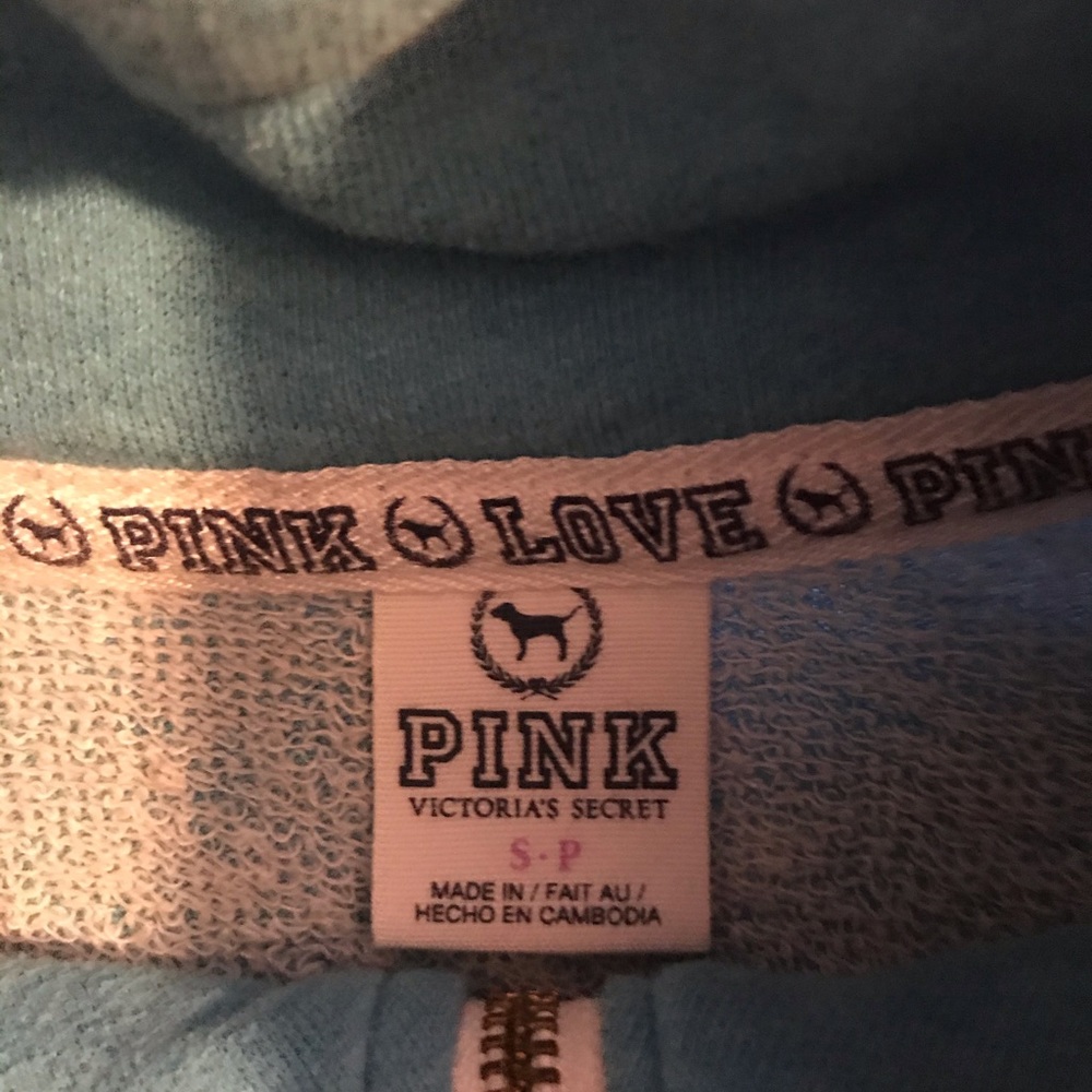 1/2 Zip - Picture 3 of 3